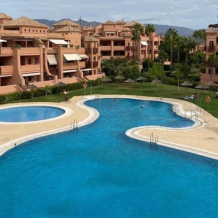 Luxury Penthouse With Pool In Front Of Golf Course Apartment